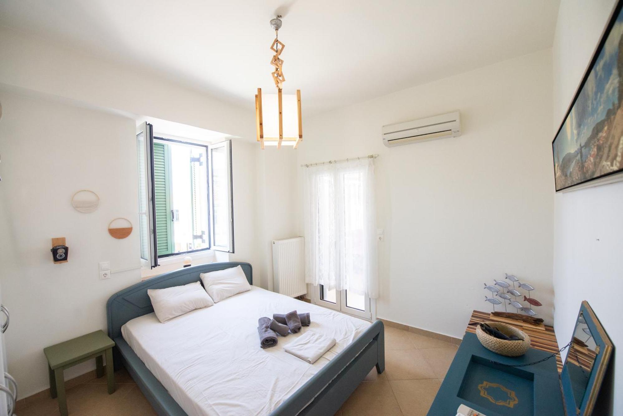Nadia'S Place Poros Town Esterno foto